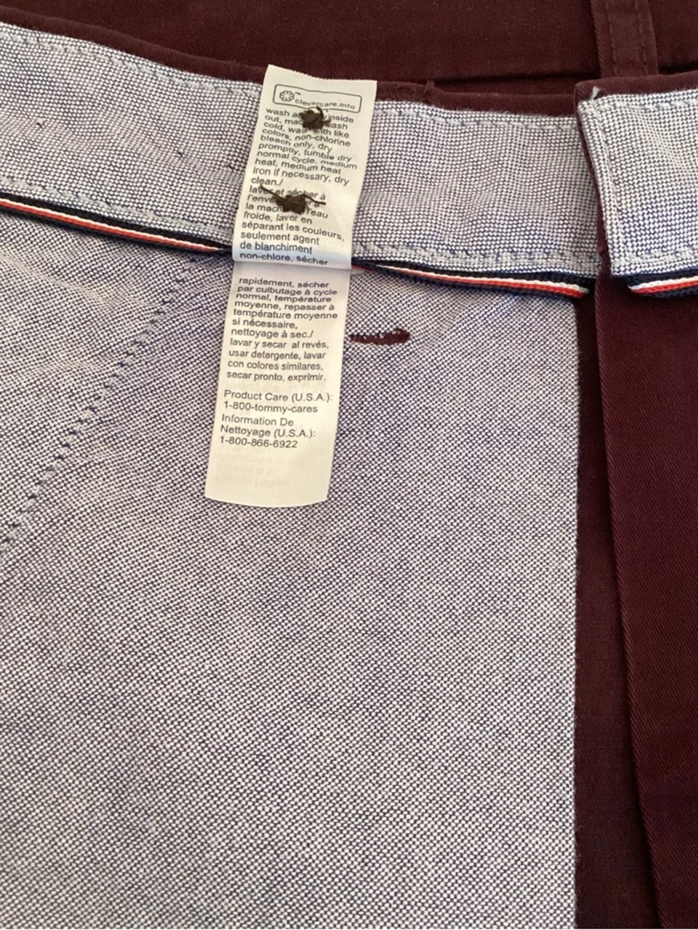 Tommy Hilfiger Chino Shorts Men's 34 Burgundy Maroon Classic Fit Stretch